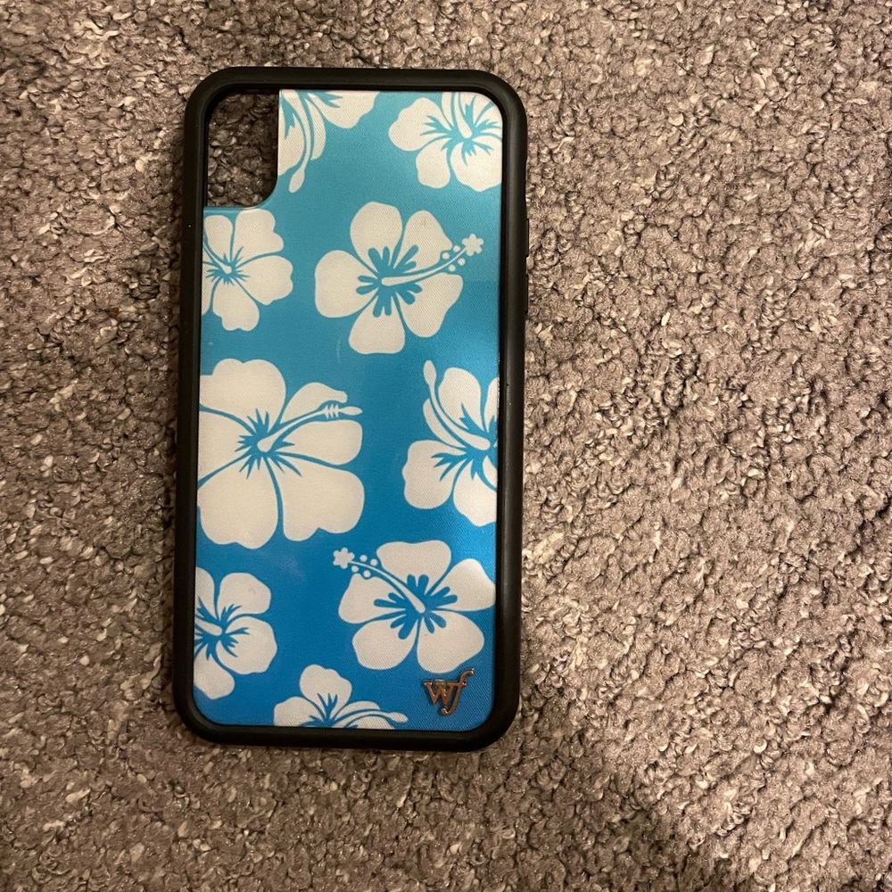 wildflower hibiscus phone case